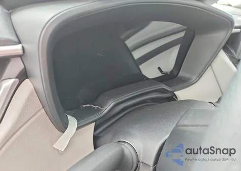 2026 Toyota Corolla Cross L z USA, uszkodzony, nr VIN 7MUAAAAG2TV160097